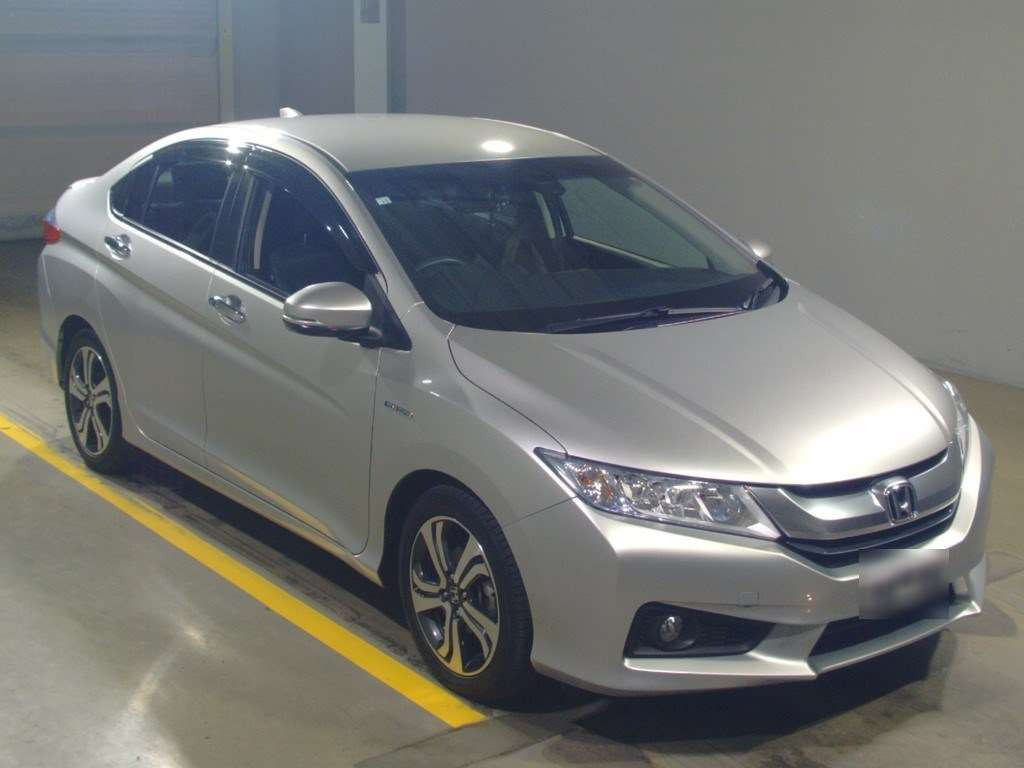 2015 Honda Grace GM4[2]