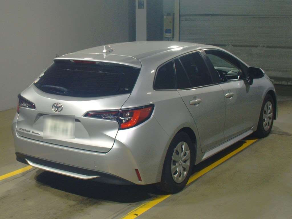 2020 Toyota Corolla Touring Wagon ZRE212W[1]