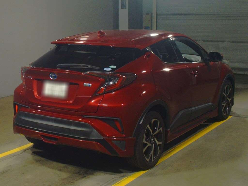 2017 Toyota C-HR ZYX10[1]