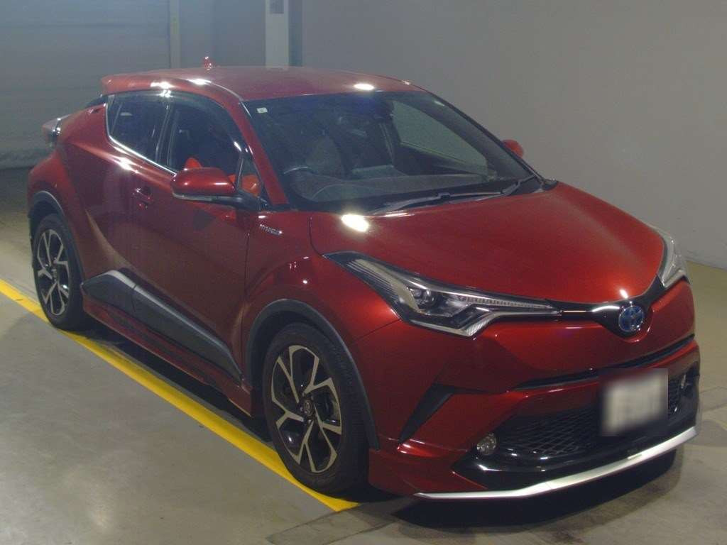 2017 Toyota C-HR ZYX10[2]