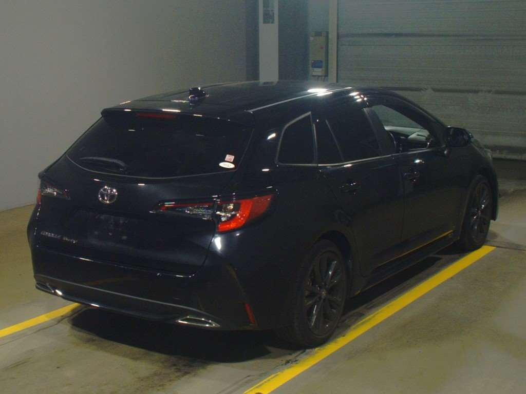 2022 Toyota Corolla Touring Wagon ZRE212W[1]