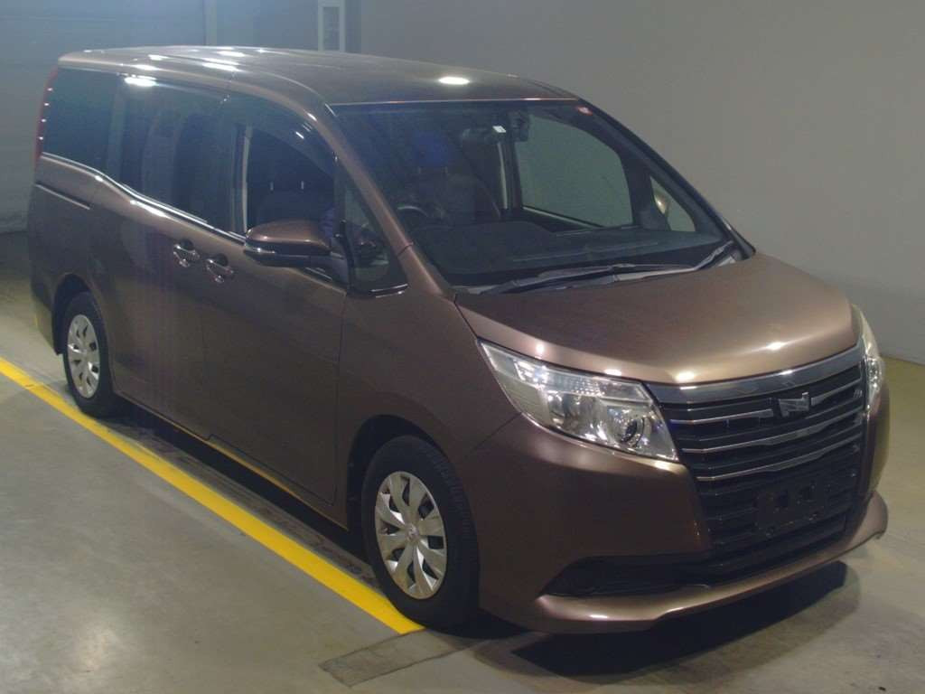 2014 Toyota Noah ZRR80G[2]