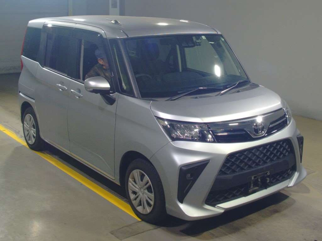 2022 Toyota Roomy M900A[2]