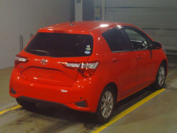 2017 Toyota Vitz