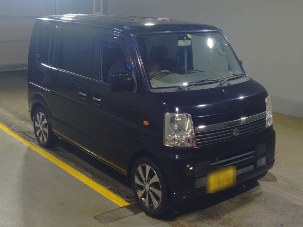 2010 Suzuki Every Wagon DA64W[2]