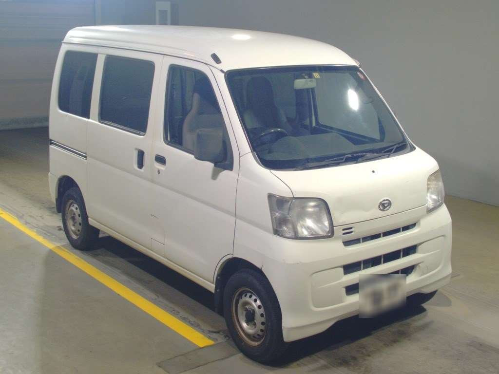 2014 Daihatsu Hijet Cargo S321V[2]