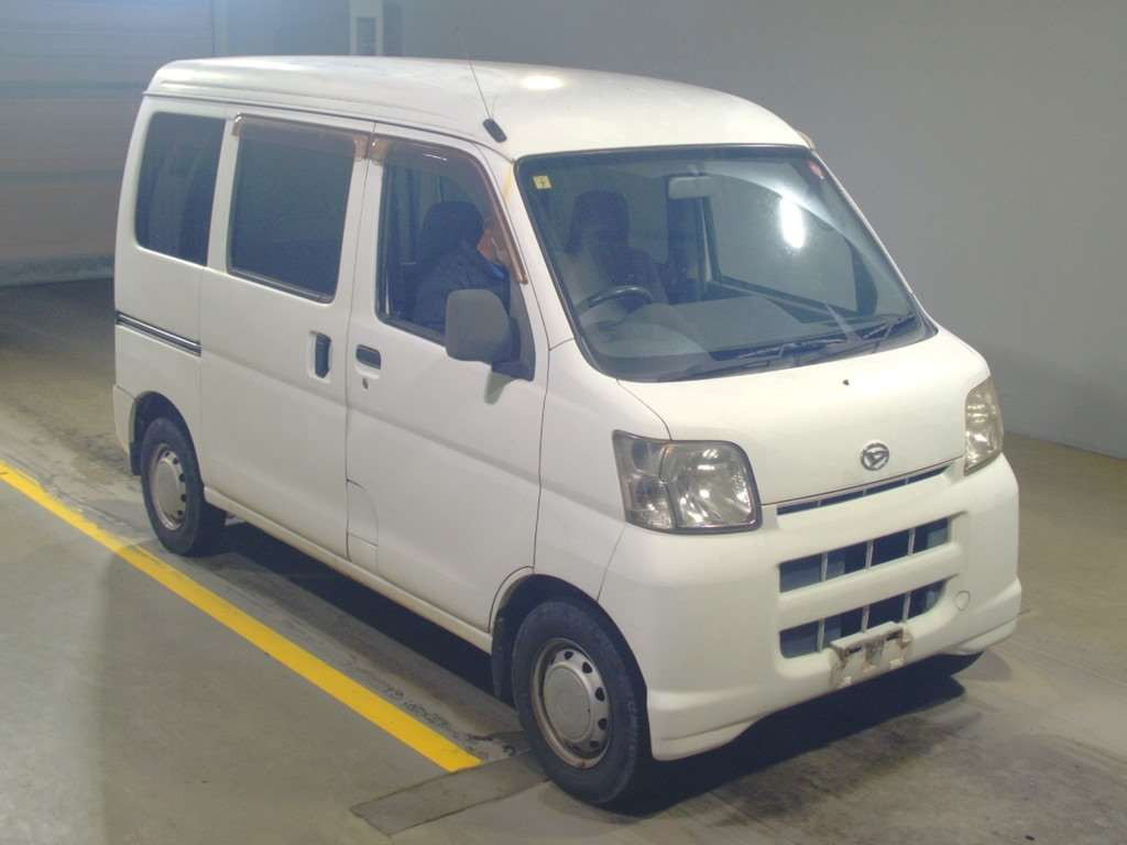 2005 Daihatsu Hijet Cargo S330V[2]