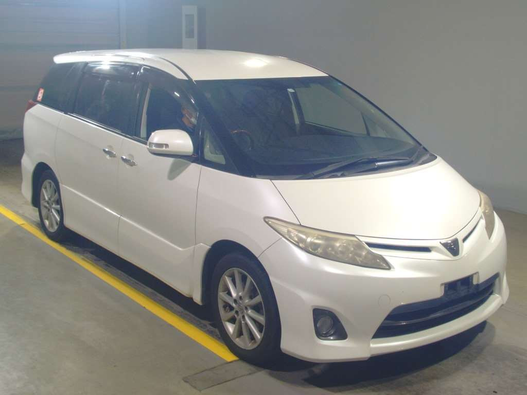 2011 Toyota Estima ACR50W[2]