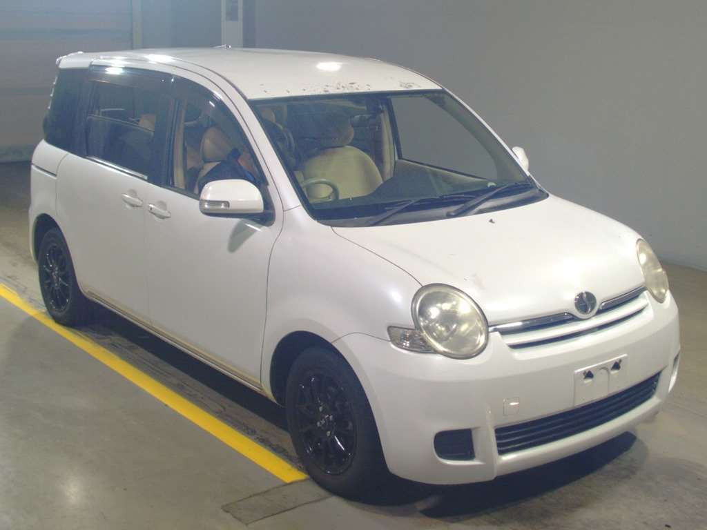 2006 Toyota Sienta NCP81G[2]