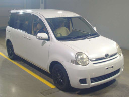 2006 Toyota Sienta