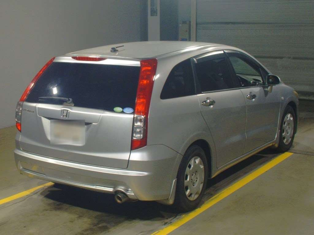 2007 Honda Stream RN8[1]