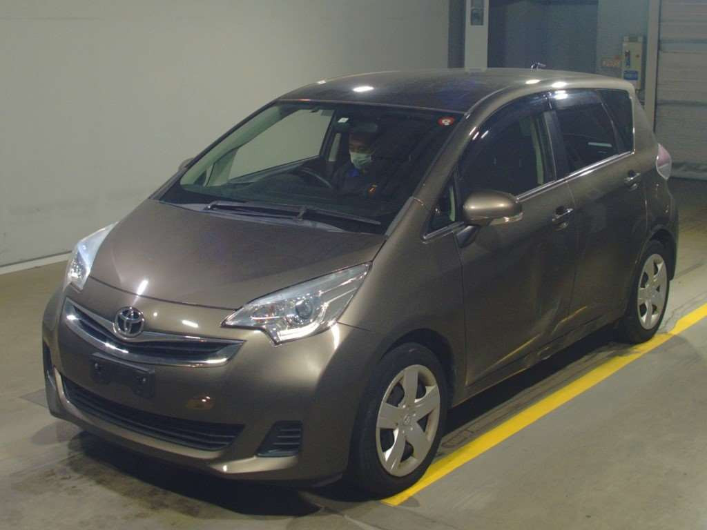 2014 Toyota Ractis NSP120[0]