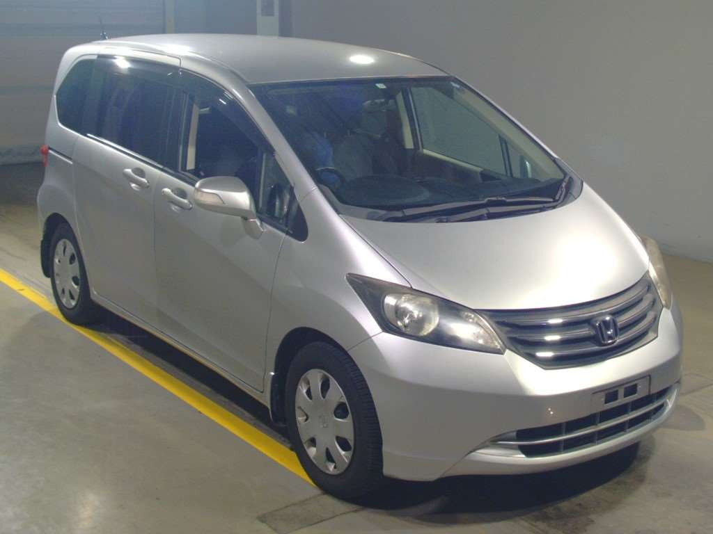 2009 Honda Freed GB3[2]