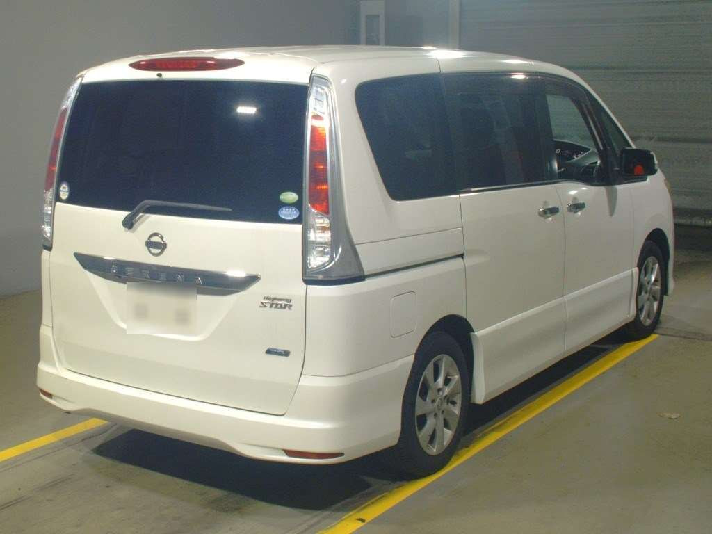 2012 Nissan Serena FC26[1]