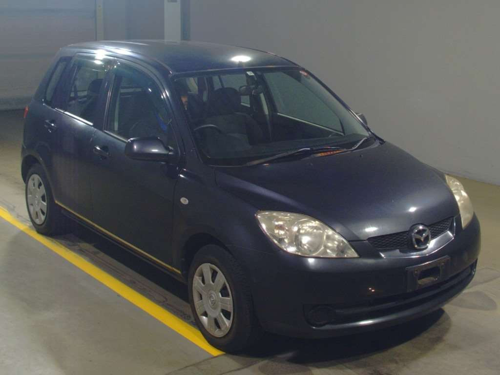 2005 Mazda Demio DY3W[2]