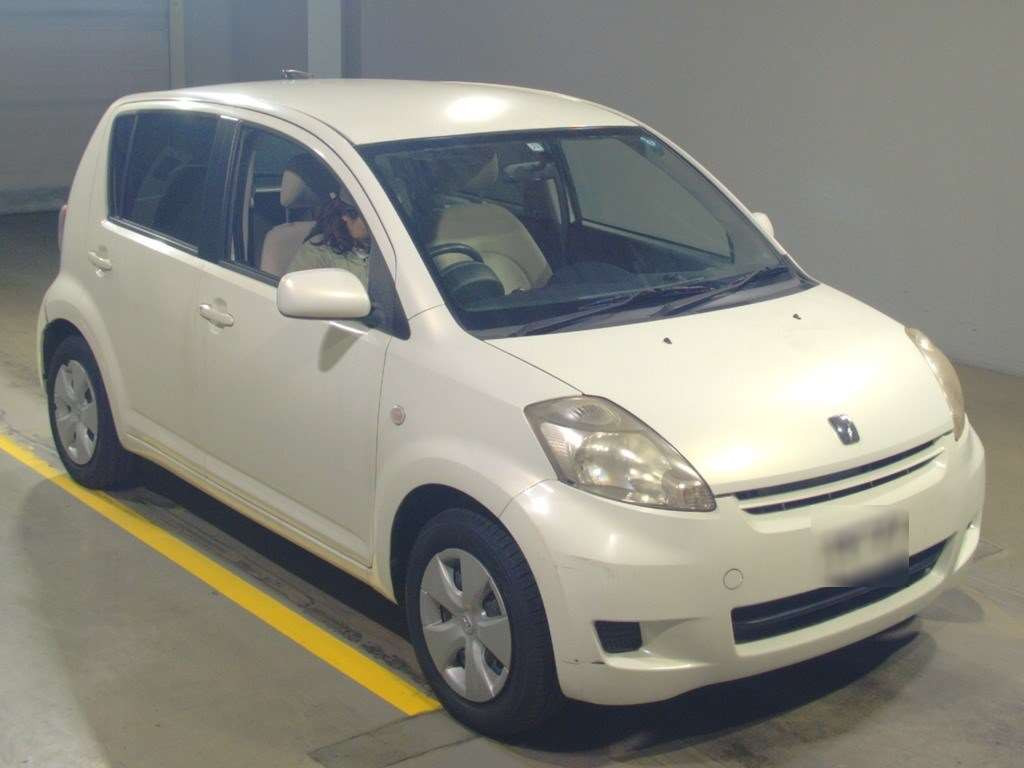 2007 Toyota Passo QNC10[2]