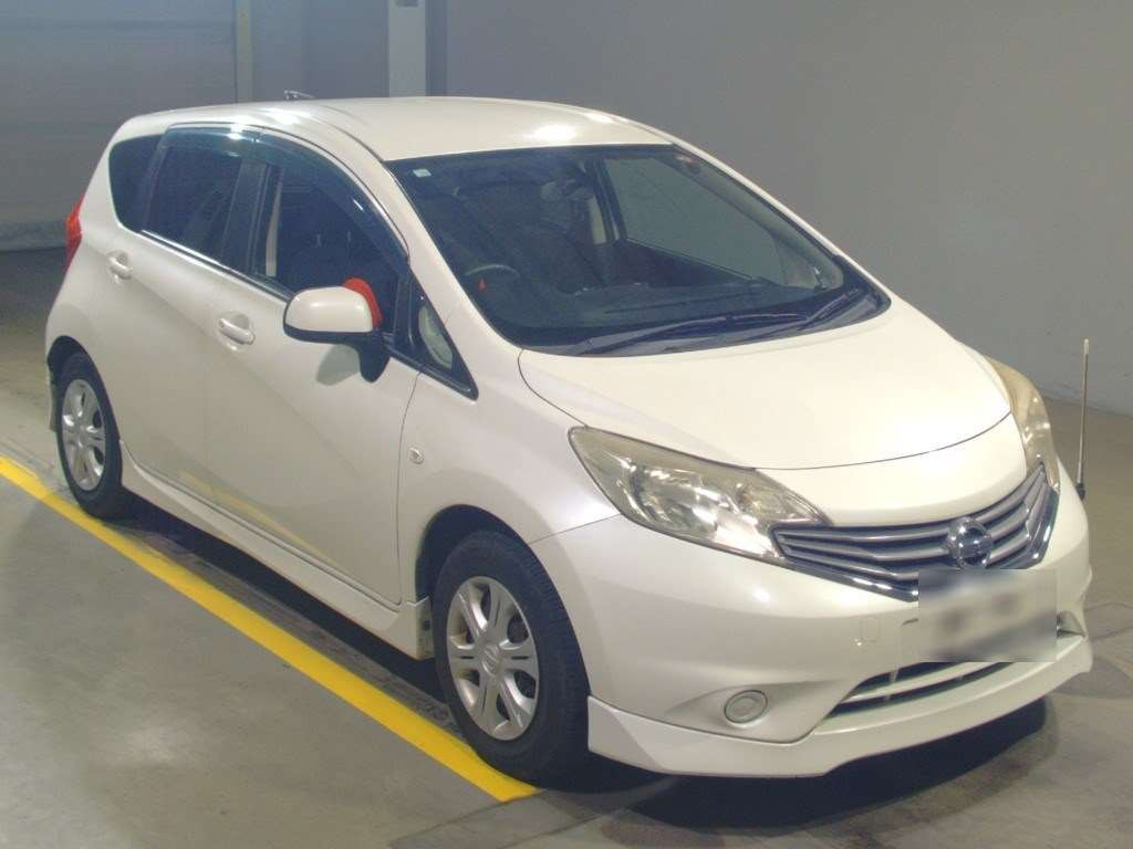 2012 Nissan Note E12[2]