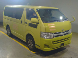 2013 Toyota Regiusace Van