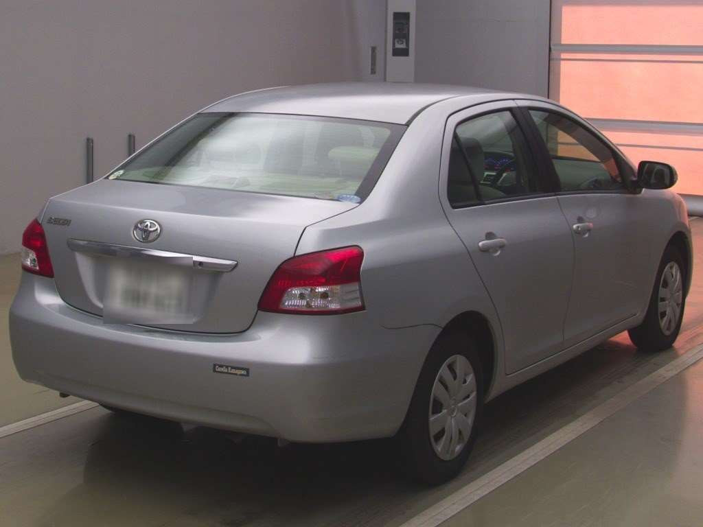 2009 Toyota Belta SCP92[1]