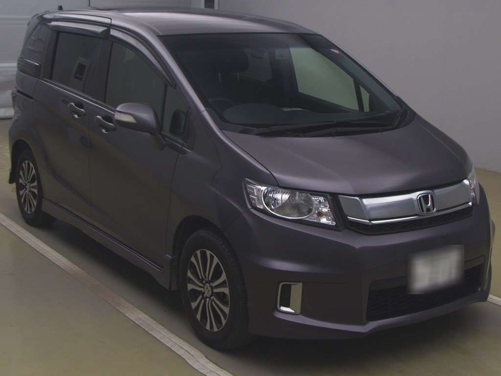 2014 Honda Freed Spike GB3[2]