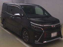 2020 Toyota Voxy