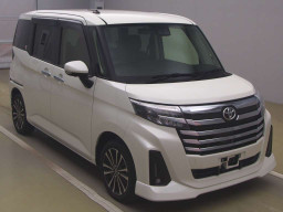 2022 Toyota Roomy