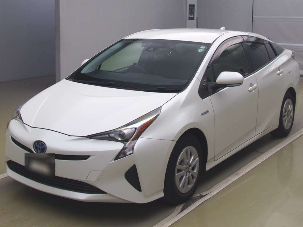 2016 Toyota Prius ZVW50[0]