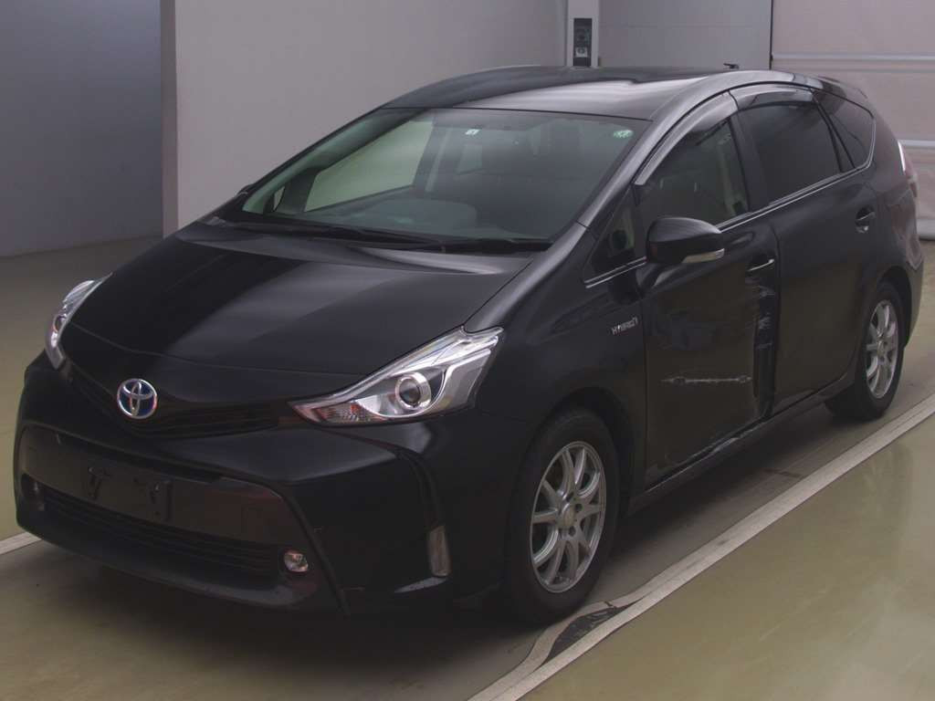 2016 Toyota Prius alpha ZVW41W[0]