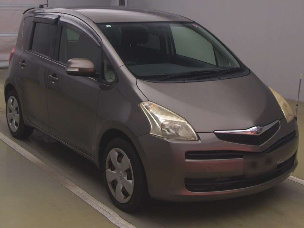 2006 Toyota Ractis NCP100[2]