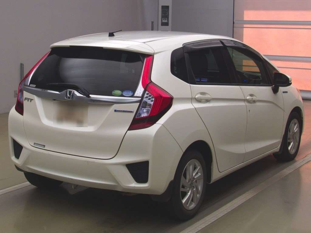 2014 Honda Fit Hybrid GP5[1]