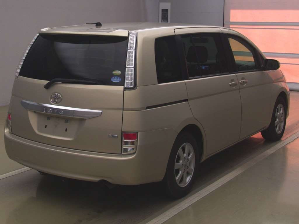 2011 Toyota Isis ZGM10G[1]