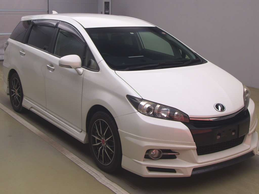 2013 Toyota Wish ZGE20W[2]