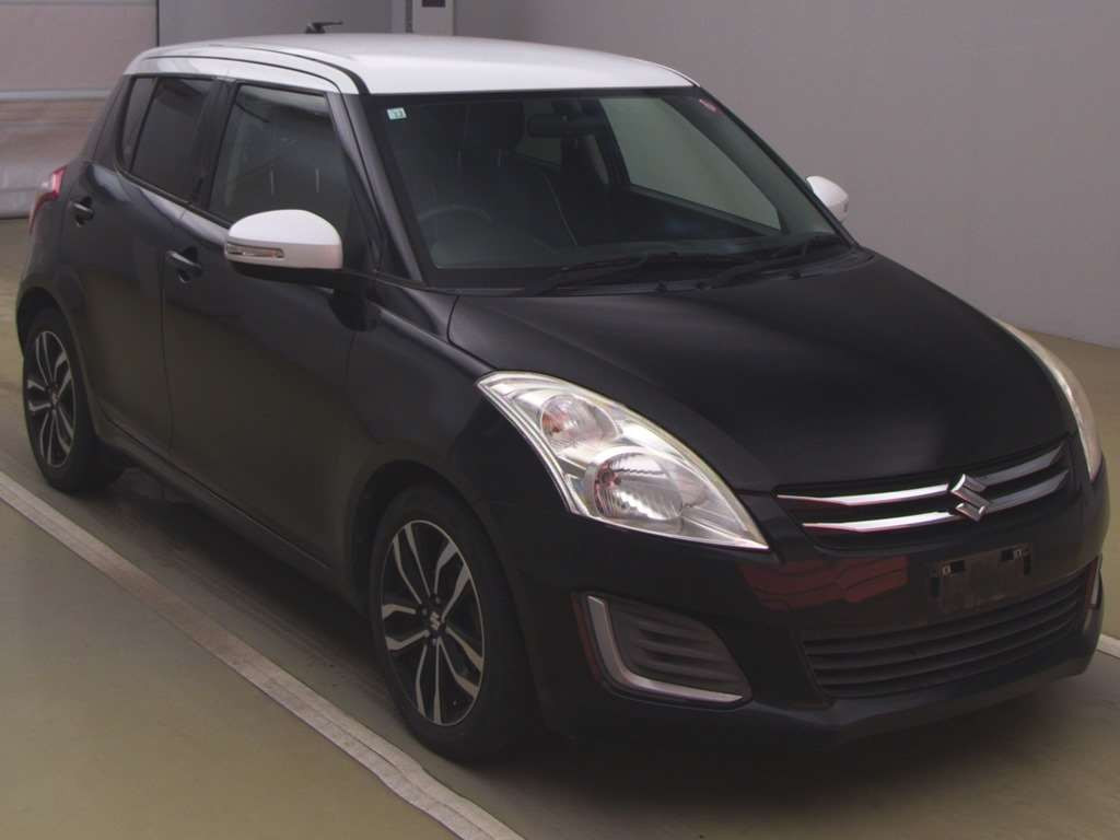 2014 Suzuki Swift ZC72S[2]