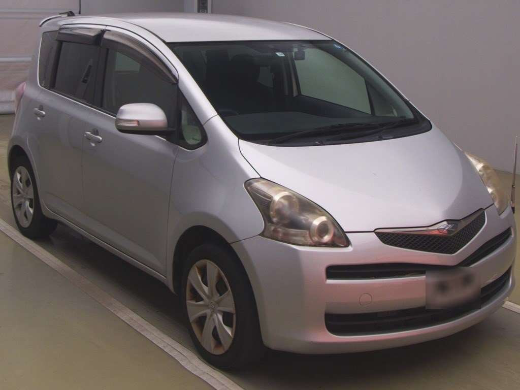 2009 Toyota Ractis NCP100[2]