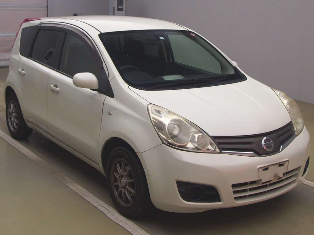 2010 Nissan Note E11[2]