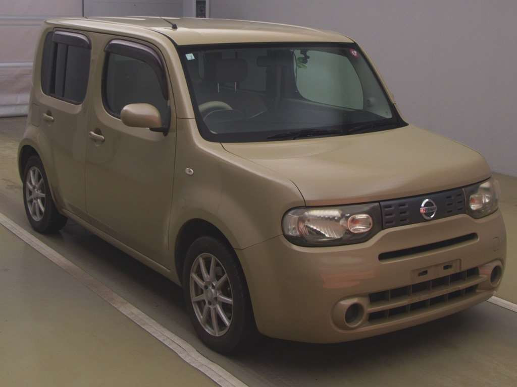 2010 Nissan Cube Z12[2]