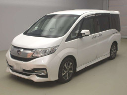 2015 Honda Step WGN Spada