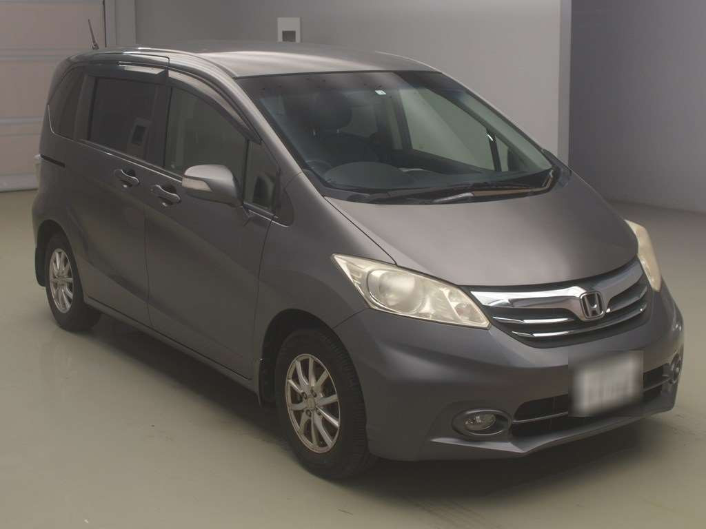 2012 Honda Freed GB3[2]