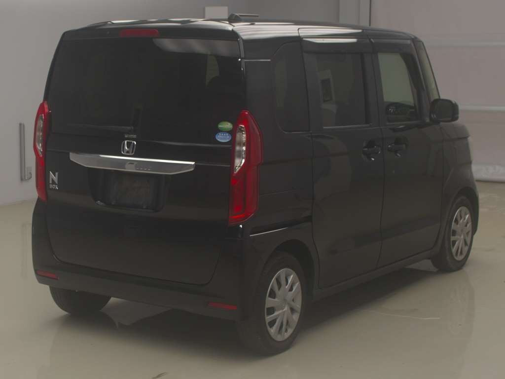 2017 Honda N-BOX JF3[1]