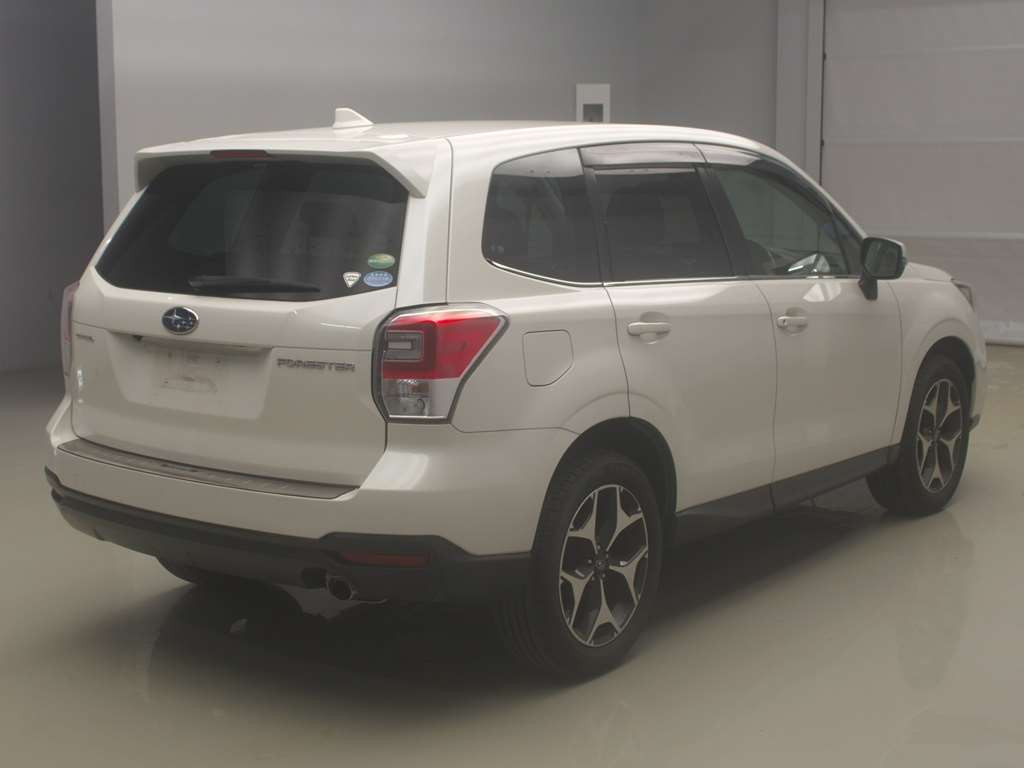 2016 Subaru Forester SJ5[1]