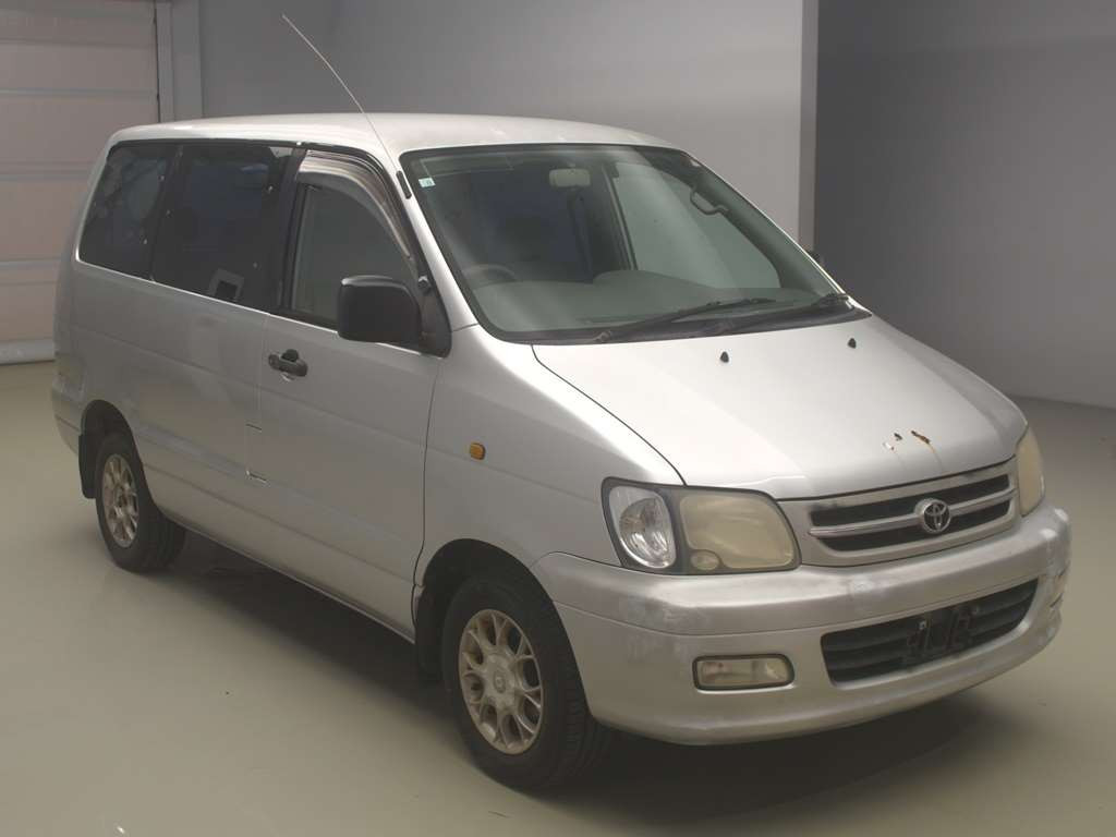 2001 Toyota Townace Noah SR40G[2]