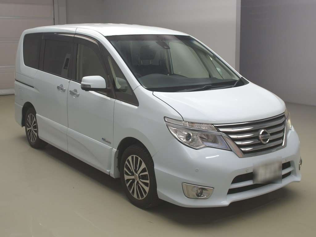 2015 Nissan Serena HFC26[2]