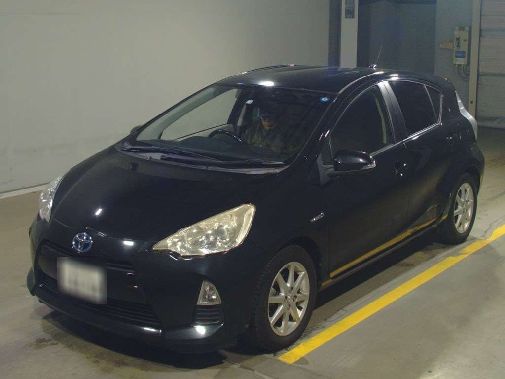 2012 Toyota Aqua NHP10[0]