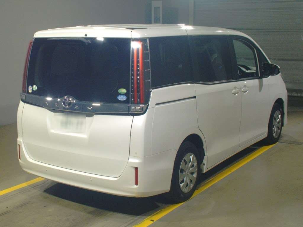 2019 Toyota Noah ZRR80G[1]