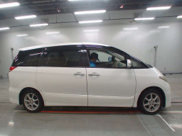 2007 Toyota Estima