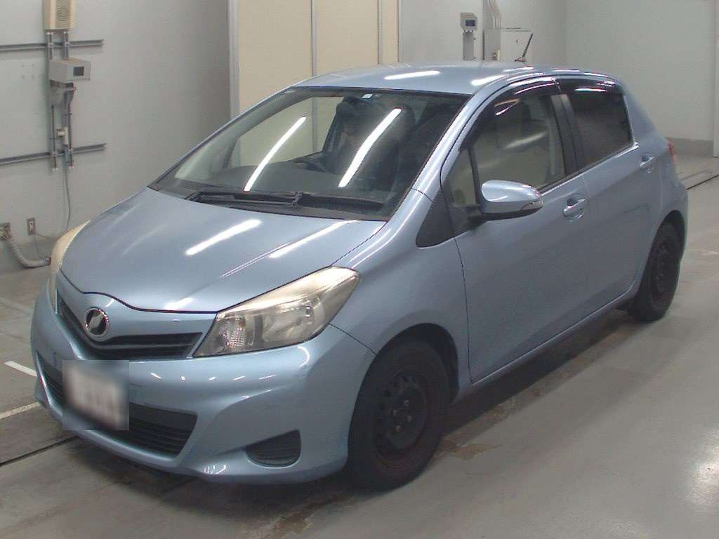 2011 Toyota Vitz NSP130[0]