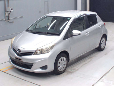 2011 Toyota Vitz