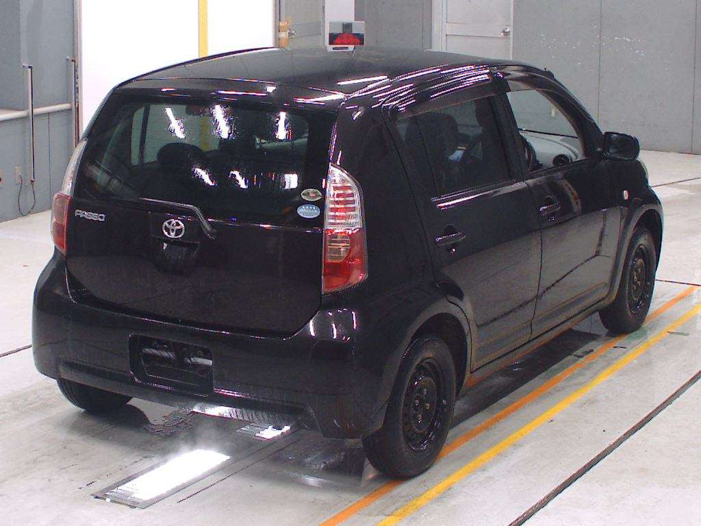 2010 Toyota Passo KGC10[1]