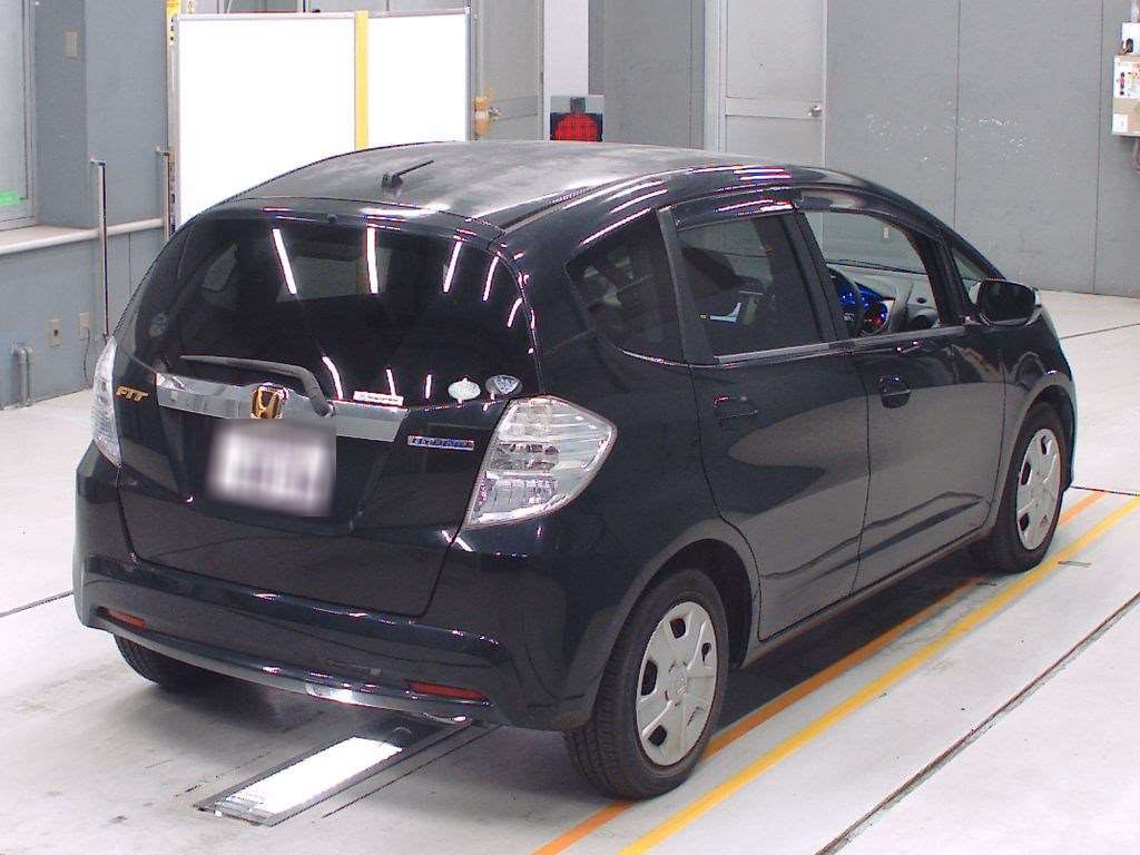 2011 Honda Fit Hybrid GP1[1]