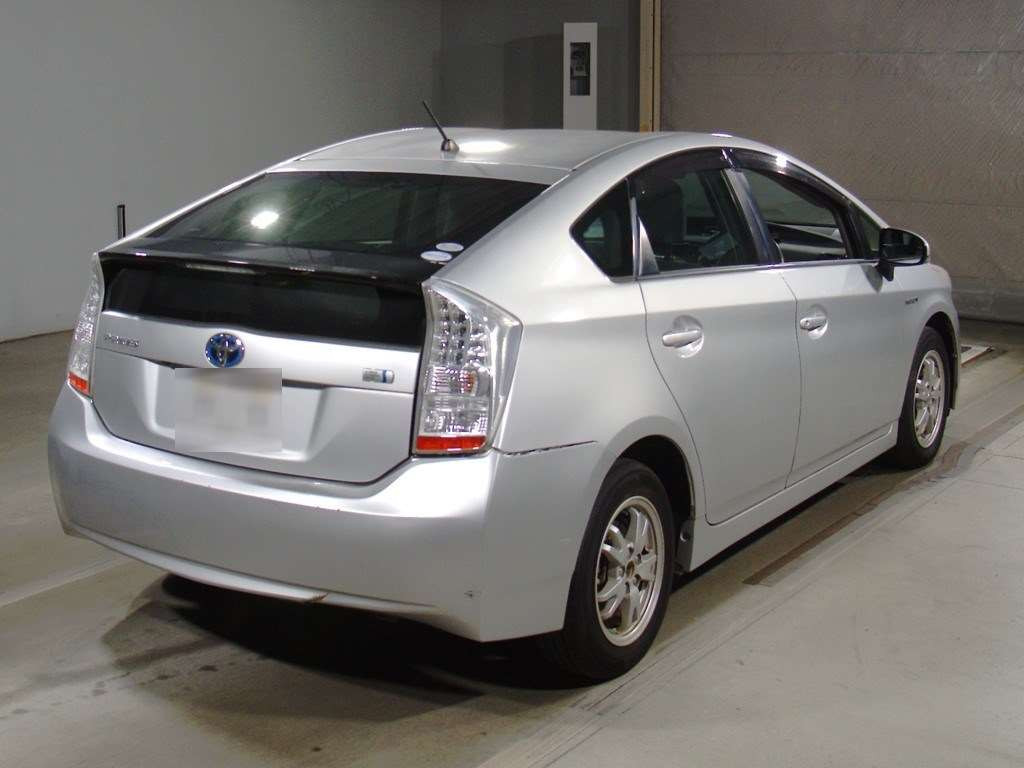 2011 Toyota Prius ZVW30[1]